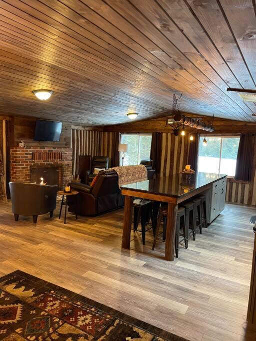 Cozy Log Cabin In ג'ים ת'ורפ מראה חיצוני תמונה